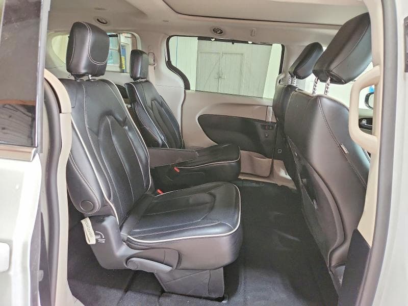 2023 CHRYSLER PACIFICA LIMITED LIMITED 12