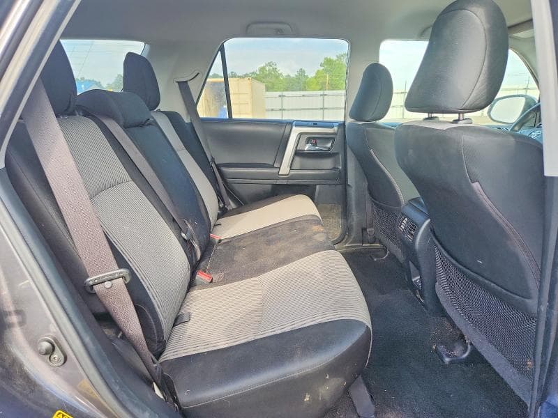 2022 TOYOTA 4RUNNER SR5 11