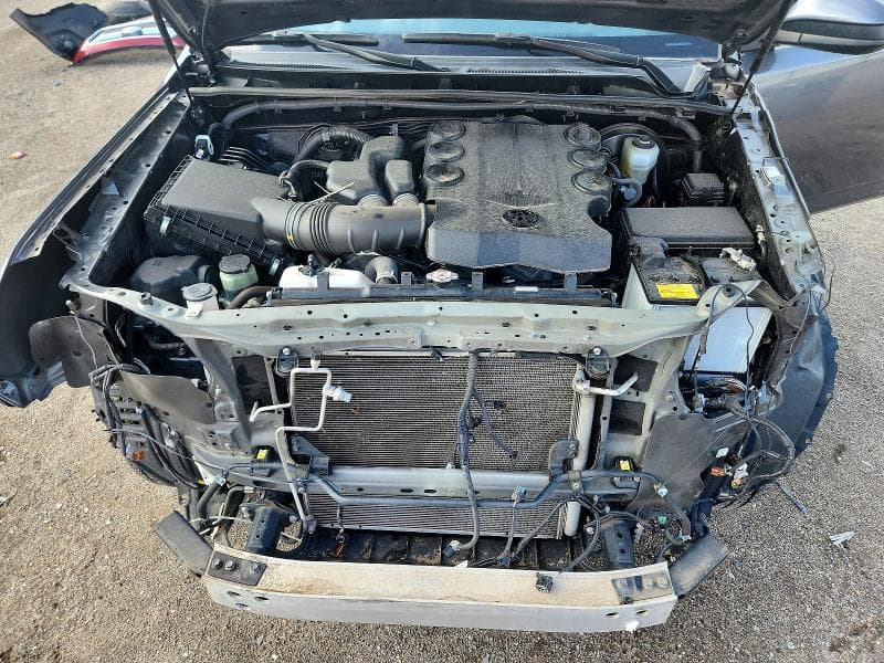 2022 TOYOTA 4RUNNER SR5 12