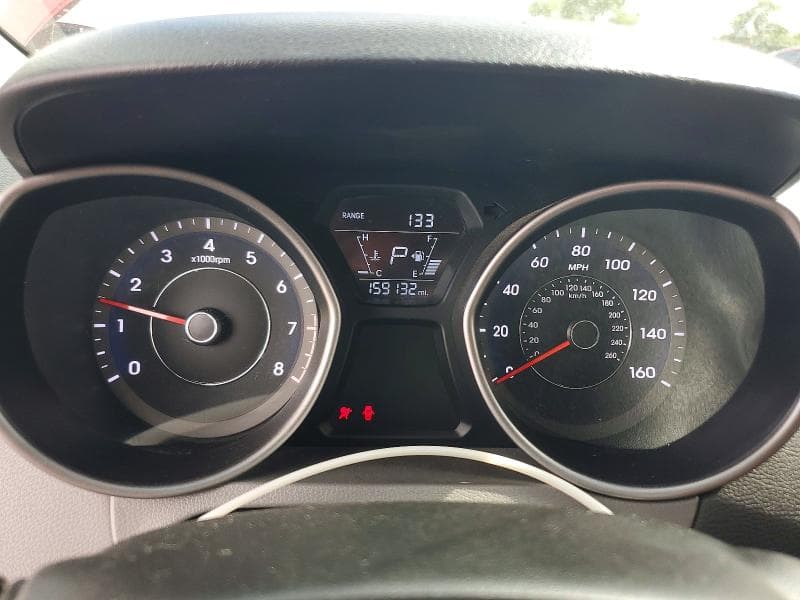 2016 HYUNDAI ELANTRA SE 9