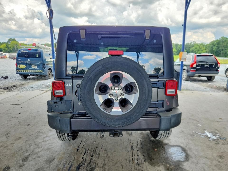 2017 JEEP WRANGLER UNLIMITED SAHARA 6