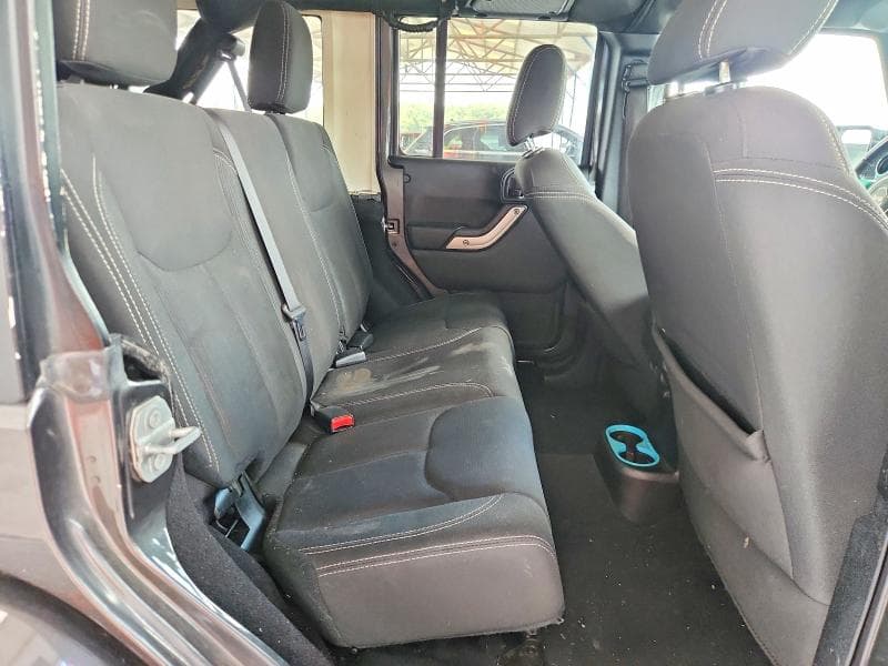 2017 JEEP WRANGLER UNLIMITED SAHARA 10