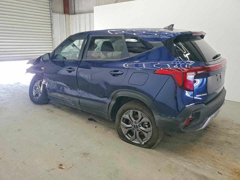 2026 KIA SELTOS LX 2