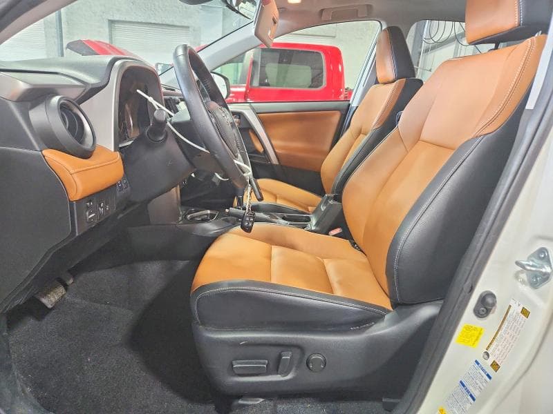 2017 TOYOTA RAV4 LIMITED LIMITED 7