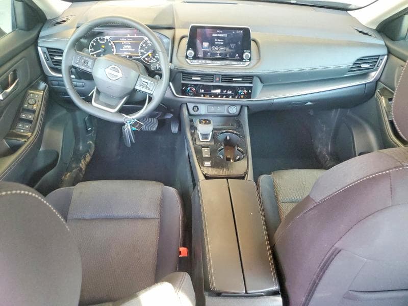 2026 NISSAN ROGUE SV 8