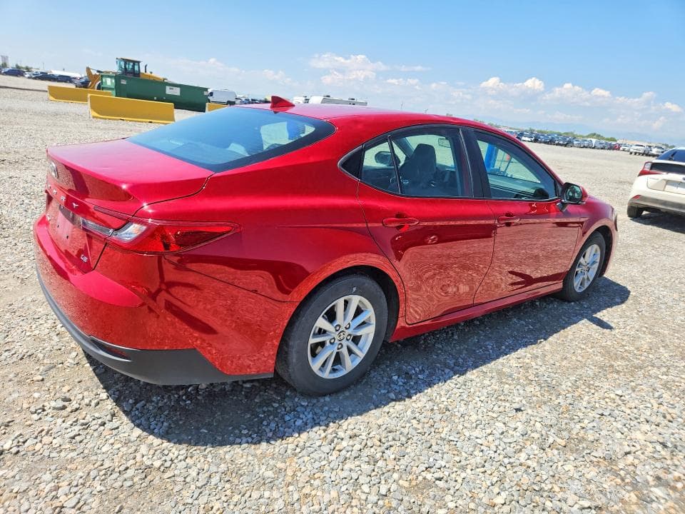 2025 TOYOTA CAMRY LE 3