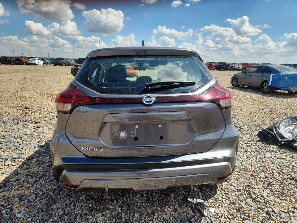 2021 NISSAN KICKS S 6