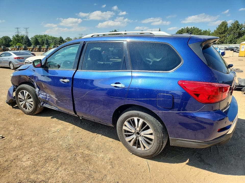 2017 NISSAN PATHFINDER SV 2