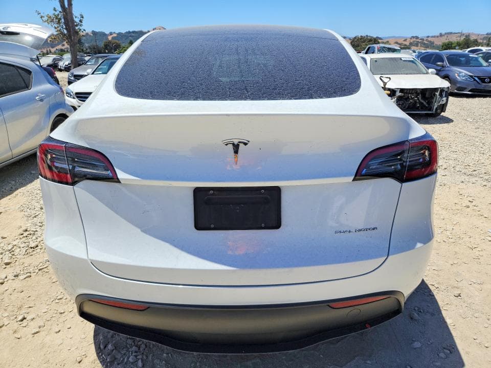 2023 TESLA MODEL Y 6