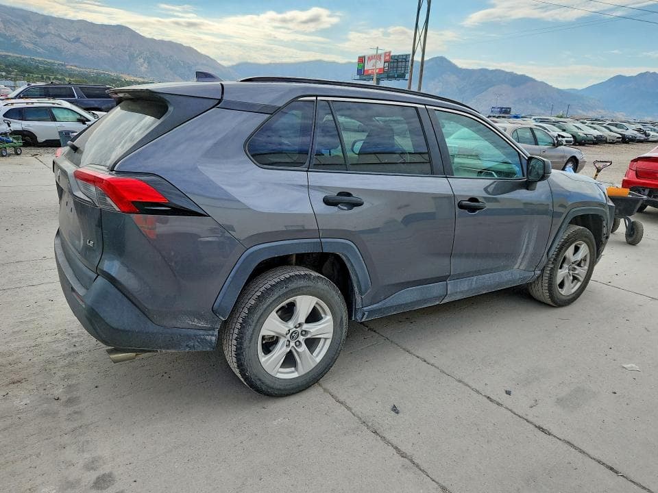 2020 TOYOTA RAV4 LE LE 3