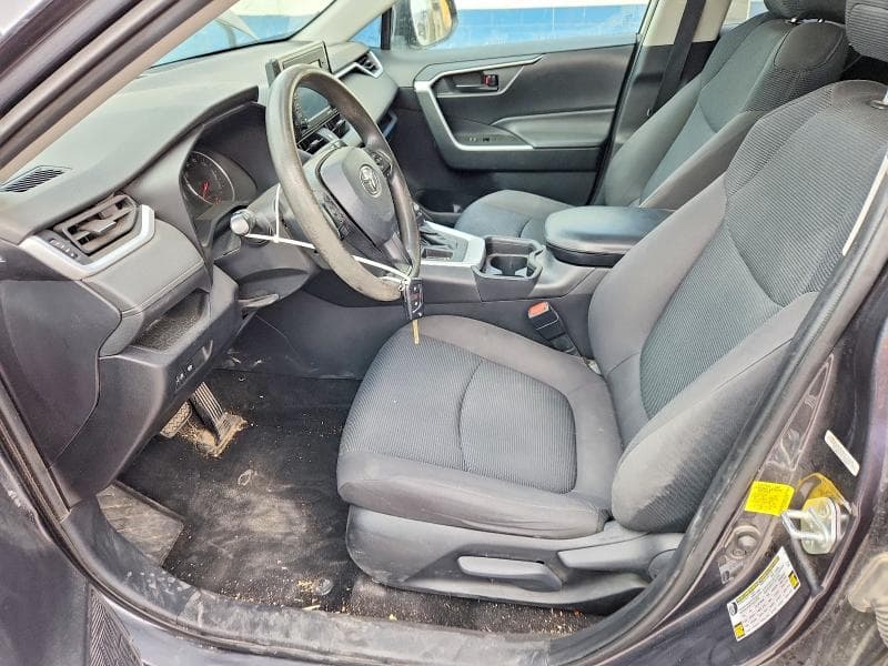 2020 TOYOTA RAV4 LE LE 7