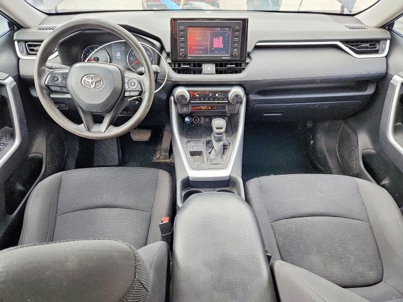 2020 TOYOTA RAV4 LE LE 8