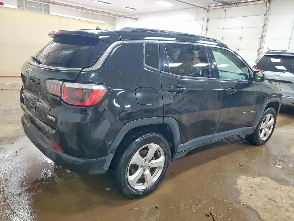 2017 JEEP COMPASS LATITUDE 3