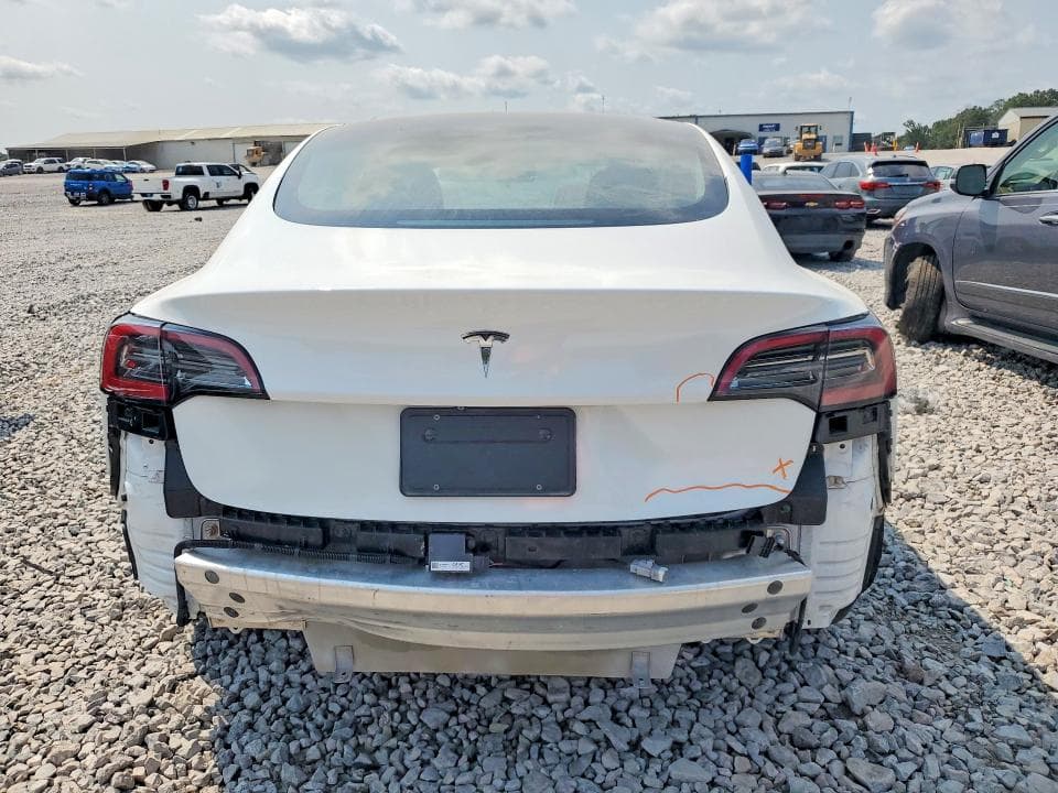 2019 TESLA MODEL 3 6