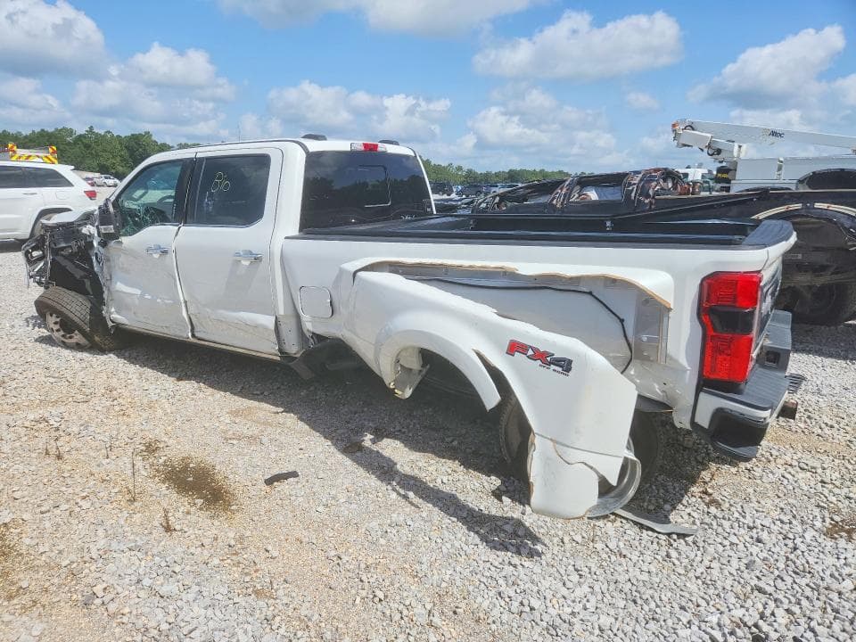2023 FORD F450 SUPER DUTY LIMITED SUPER DUTY 3