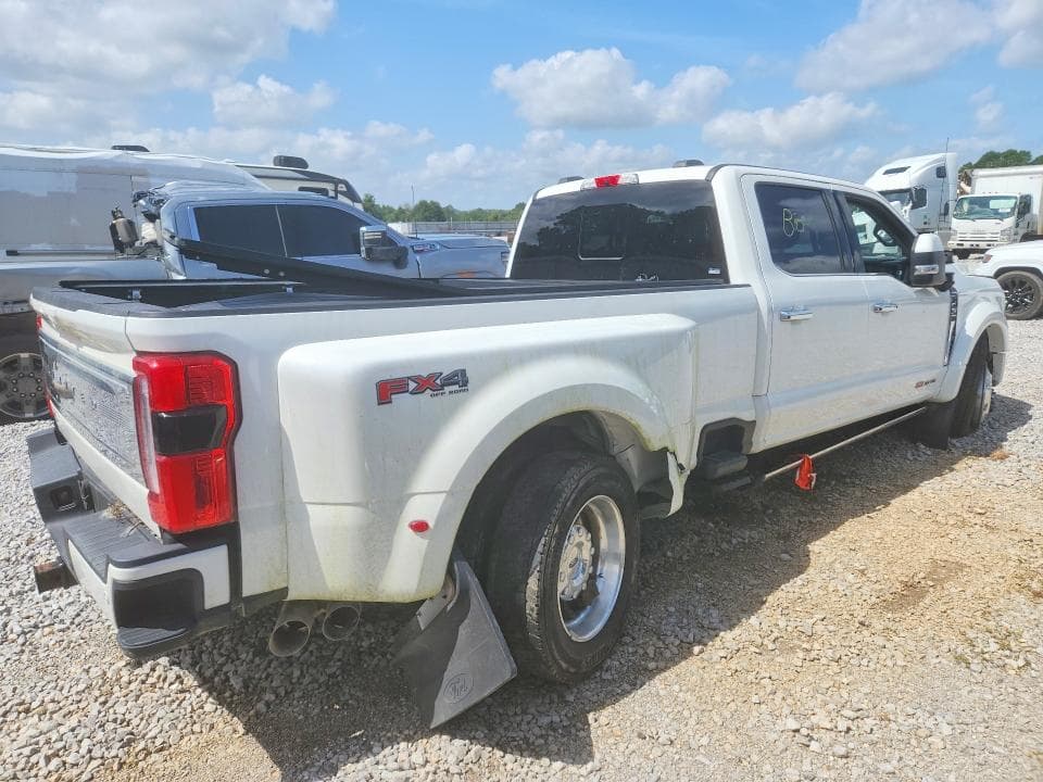 2023 FORD F450 SUPER DUTY LIMITED SUPER DUTY 4