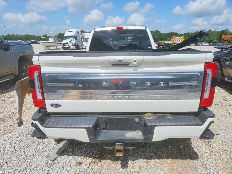 2023 FORD F450 SUPER DUTY LIMITED SUPER DUTY 7