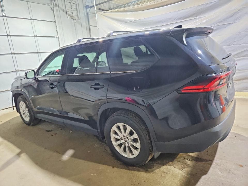 2025 TOYOTA GRAND HIGHLANDER HYBRID XLE 2
