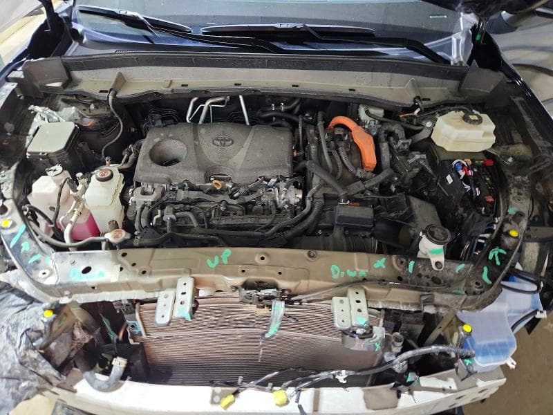 2025 TOYOTA GRAND HIGHLANDER HYBRID XLE 12