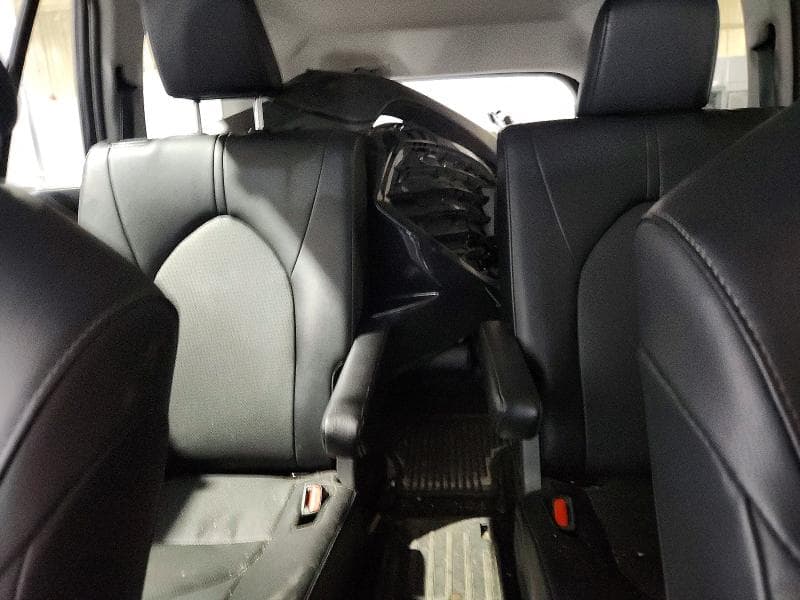 2025 TOYOTA GRAND HIGHLANDER HYBRID XLE 10