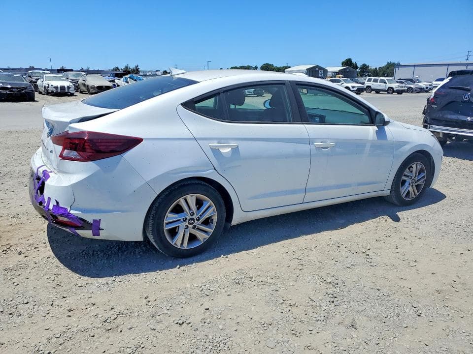 2020 HYUNDAI ELANTRA SEL 3