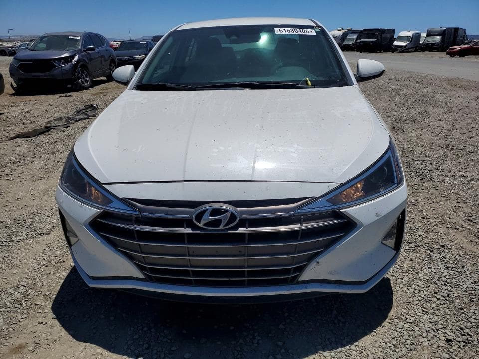 2020 HYUNDAI ELANTRA SEL 5