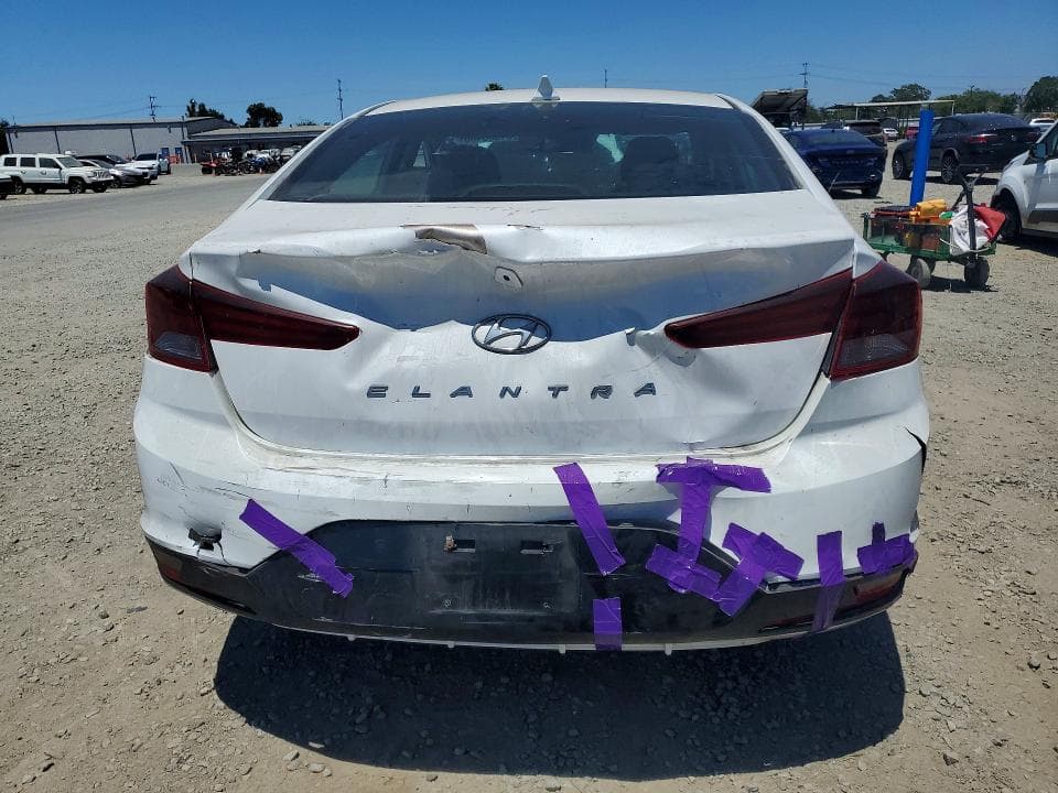 2020 HYUNDAI ELANTRA SEL 6
