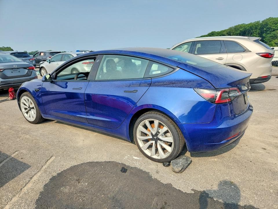 2022 TESLA MODEL 3 2