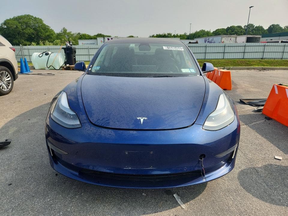 2022 TESLA MODEL 3 5