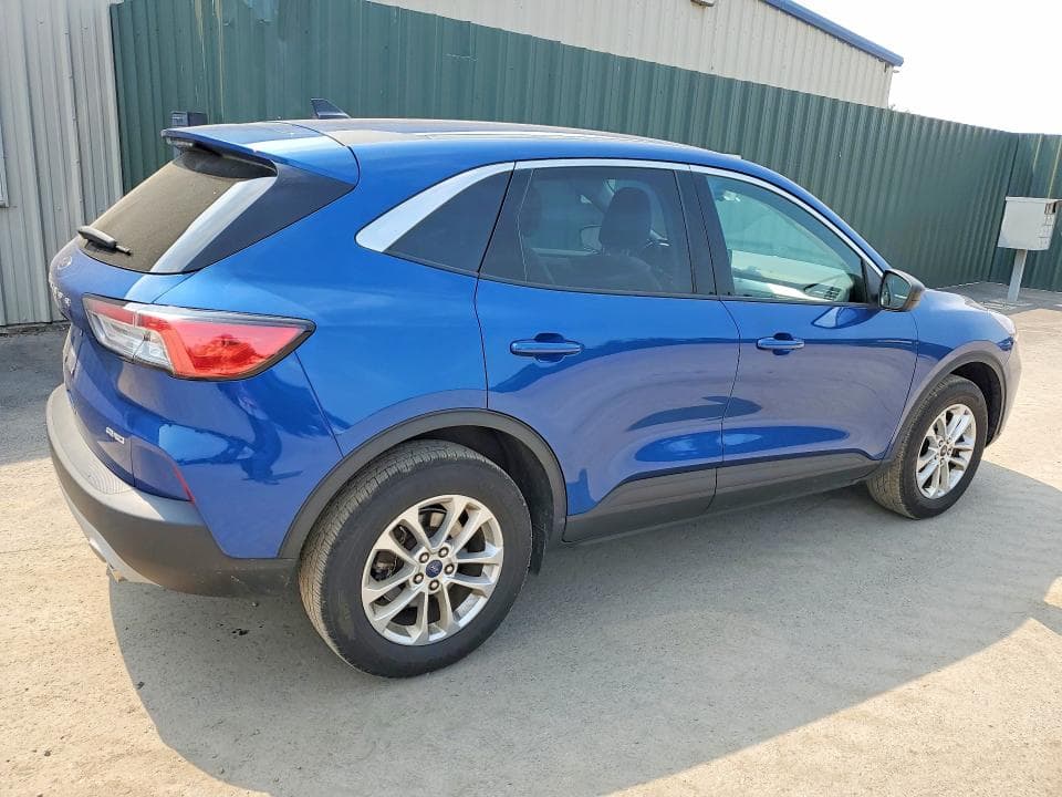 2022 FORD ESCAPE SE 3