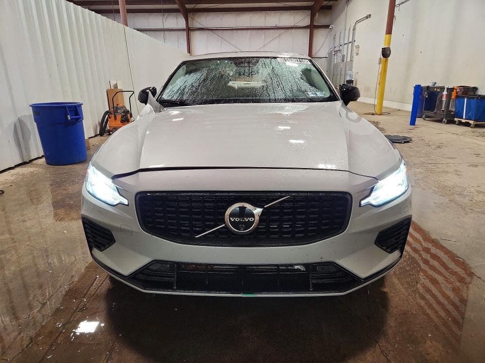 2024 VOLVO S60 ULTIMATE 5