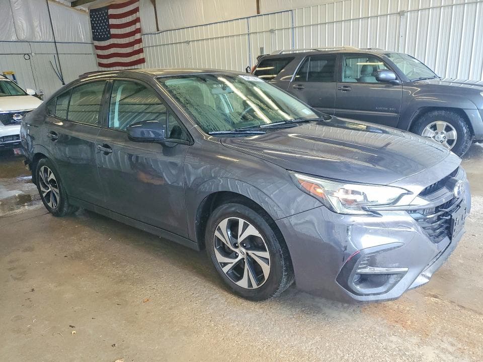 2025 SUBARU LEGACY 4