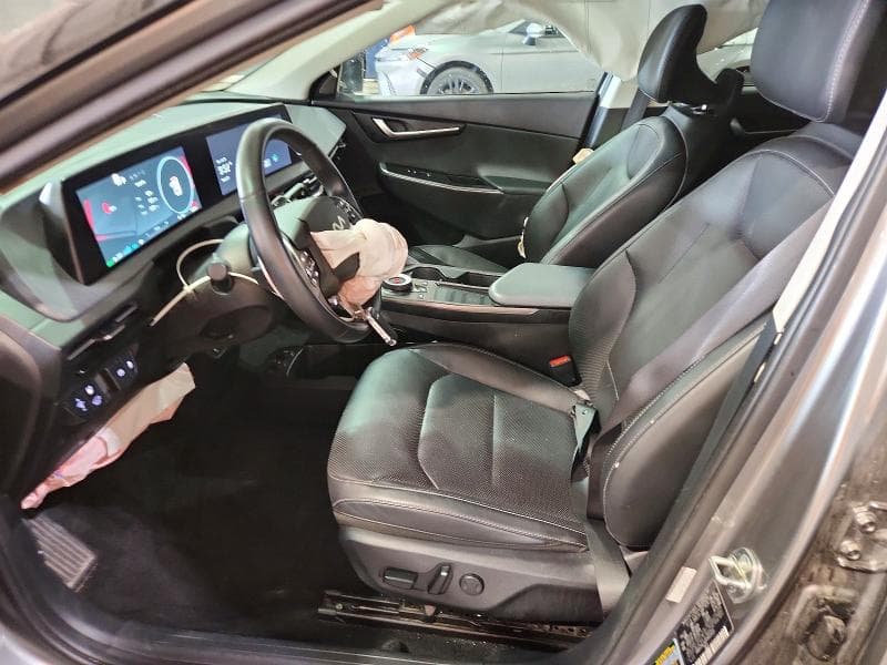 2023 KIA EV6 WIND 7
