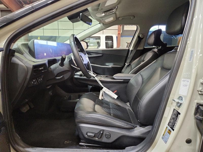 2023 KIA EV6 WIND 7