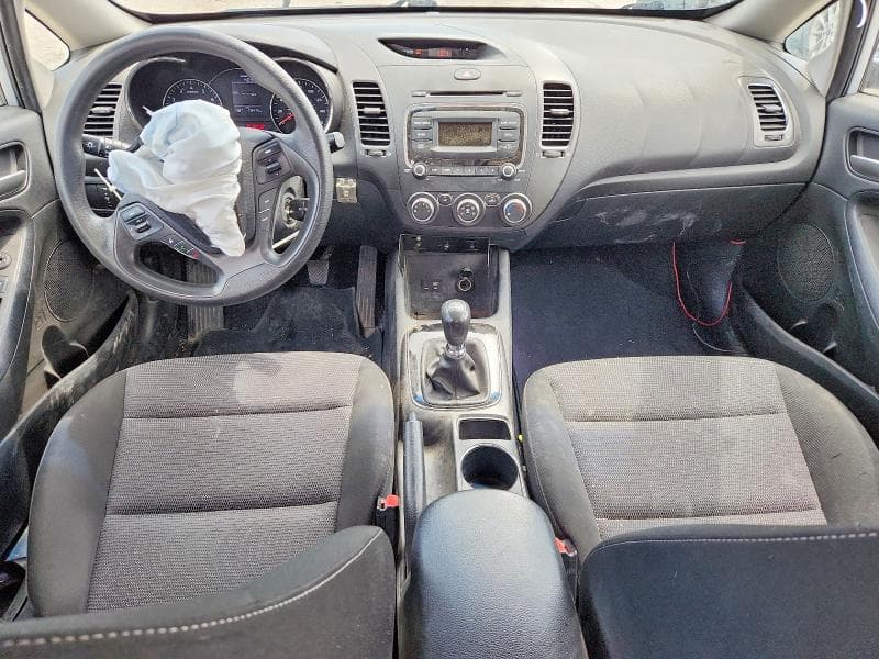2017 KIA FORTE LX 8