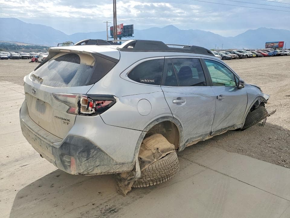 2020 SUBARU OUTBACK ONYX EDITION XT 3