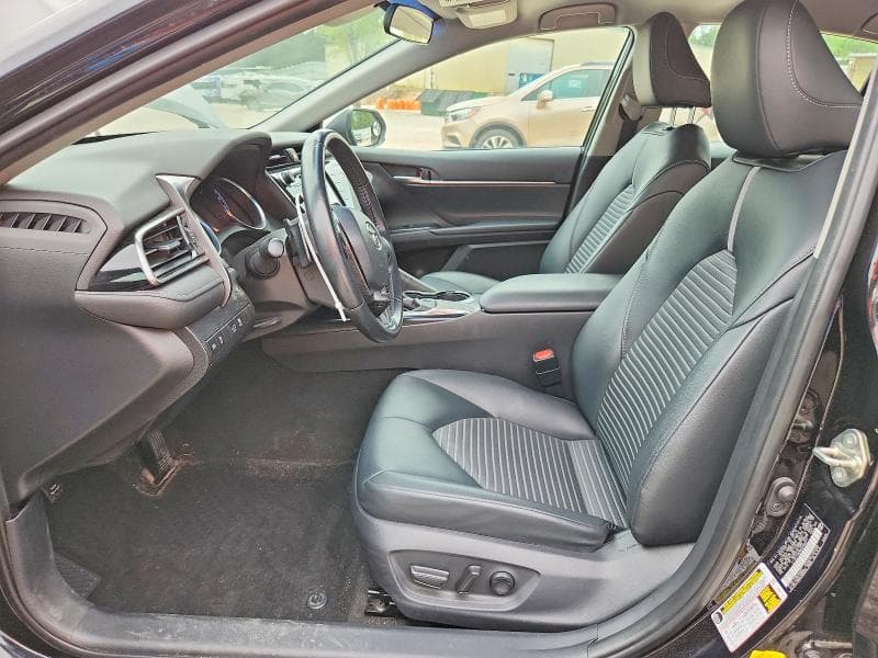 2019 TOYOTA CAMRY SE 7