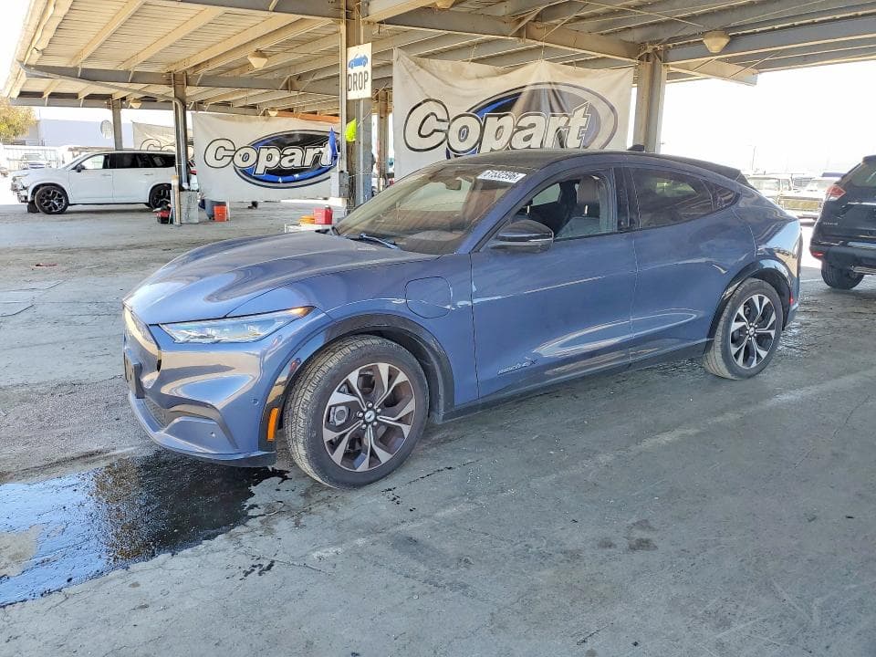 2021 FORD MUSTANG MACH-E PREMIUM - 1