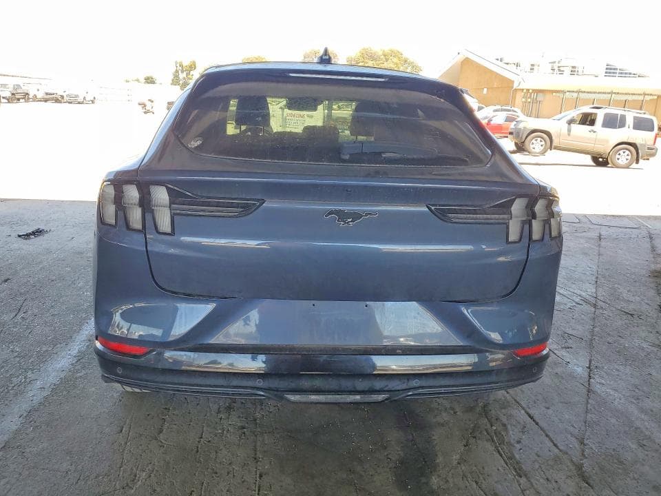 2021 FORD MUSTANG MACH-E PREMIUM 6