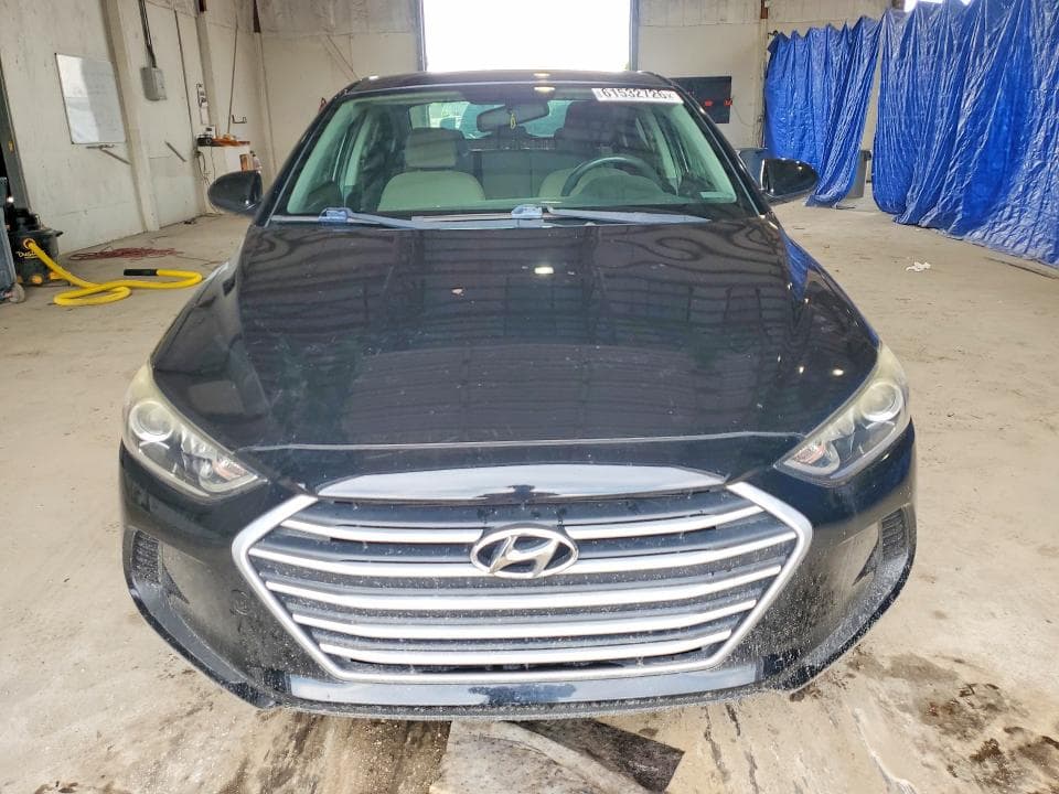 2018 HYUNDAI ELANTRA SE SE 5