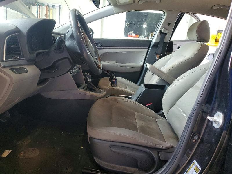 2018 HYUNDAI ELANTRA SE SE 7