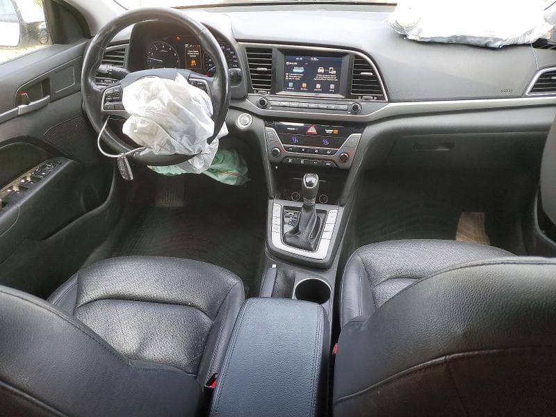 2018 HYUNDAI ELANTRA SEL 8