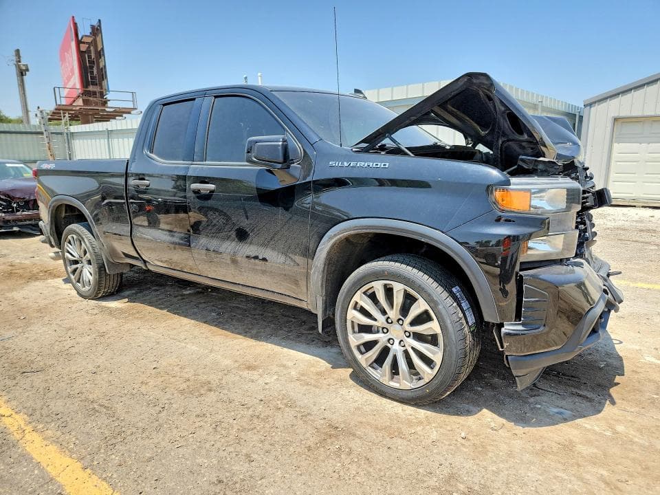 2020 CHEVROLET SILVERADO K1500 CUSTOM 4