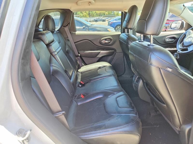 2019 JEEP CHEROKEE LATITUDE PLUS 11