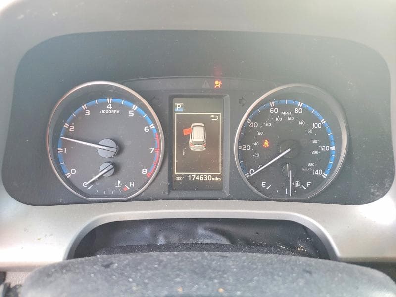 2017 TOYOTA RAV4 LE 9