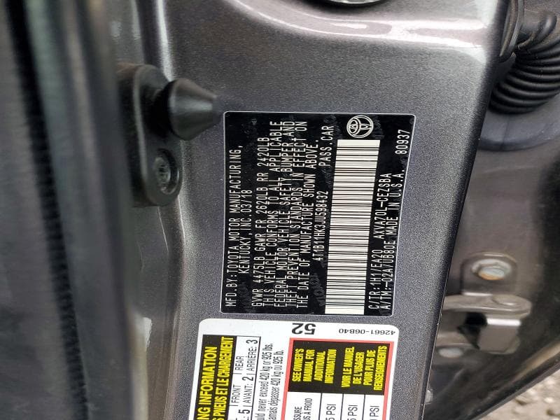 2018 TOYOTA CAMRY SE 12