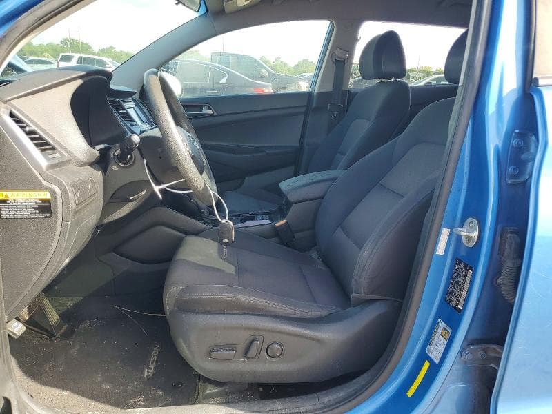 2017 HYUNDAI TUCSON SE SE 7