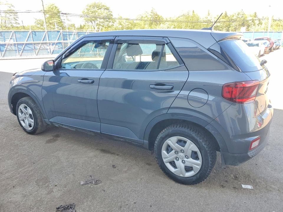2025 HYUNDAI VENUE SE 2