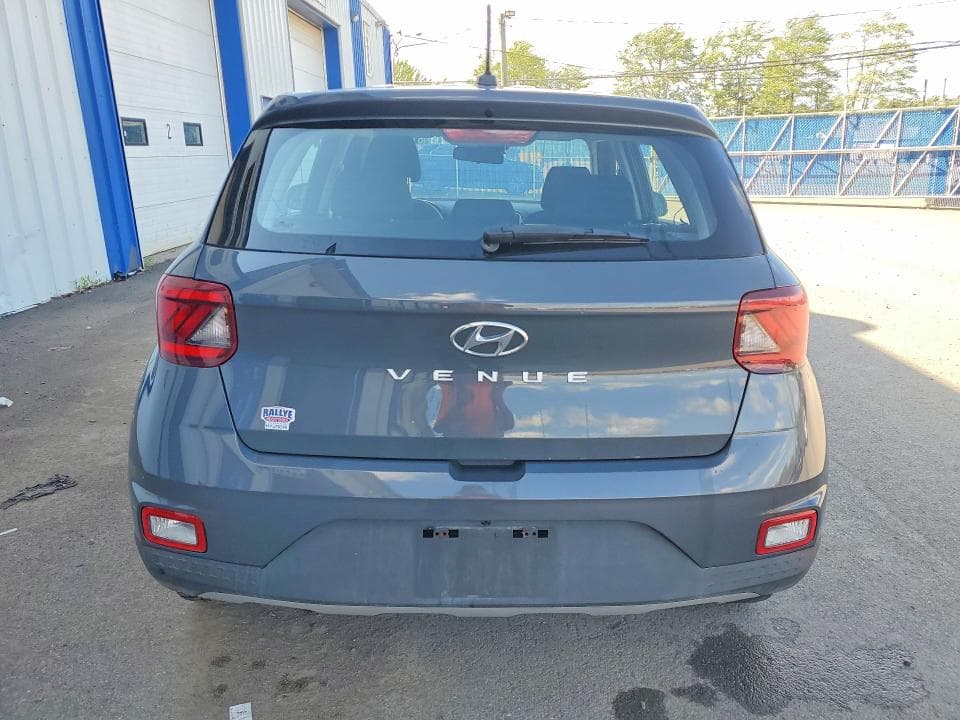 2025 HYUNDAI VENUE SE 6