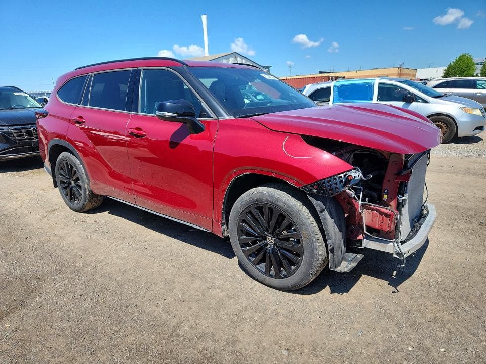 2024 TOYOTA HIGHLANDER LE 4